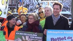 Bienenstreik zur aktuellen Stunde - Volksbegehren Artenvielfalt Maxmonument München am 05.02.2019